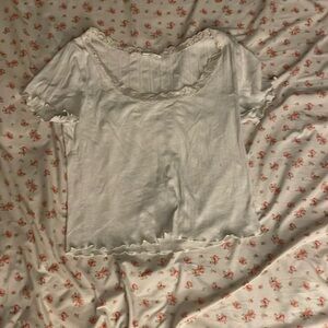 lace trimmed tee (white)